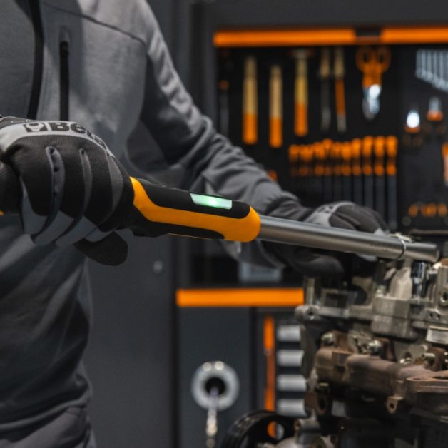 599DGT-AW Elektronikus nyomatékkulcs nyomaték és szög leolvasással, és vezeték nélküli adatátvitellel