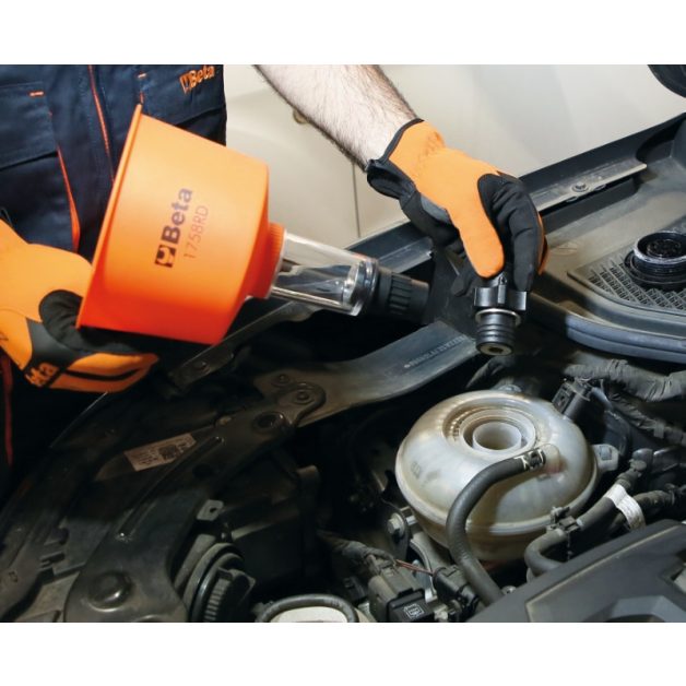 1758RD Hűtőfolyadék tölcsér gyorscsatlakozóval