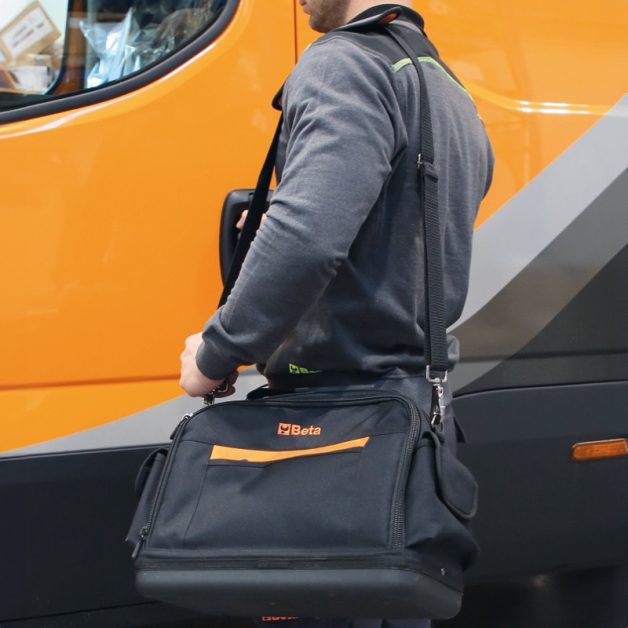 C9DA Nagyra nyitható szerszámtáska